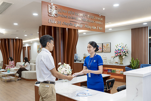 Quay phim giới thiệu | Bệnh viện ĐH Y Dược TPHCM 6 Quay phim giới thiệu | Bệnh viện ĐH Y Dược TPHCM