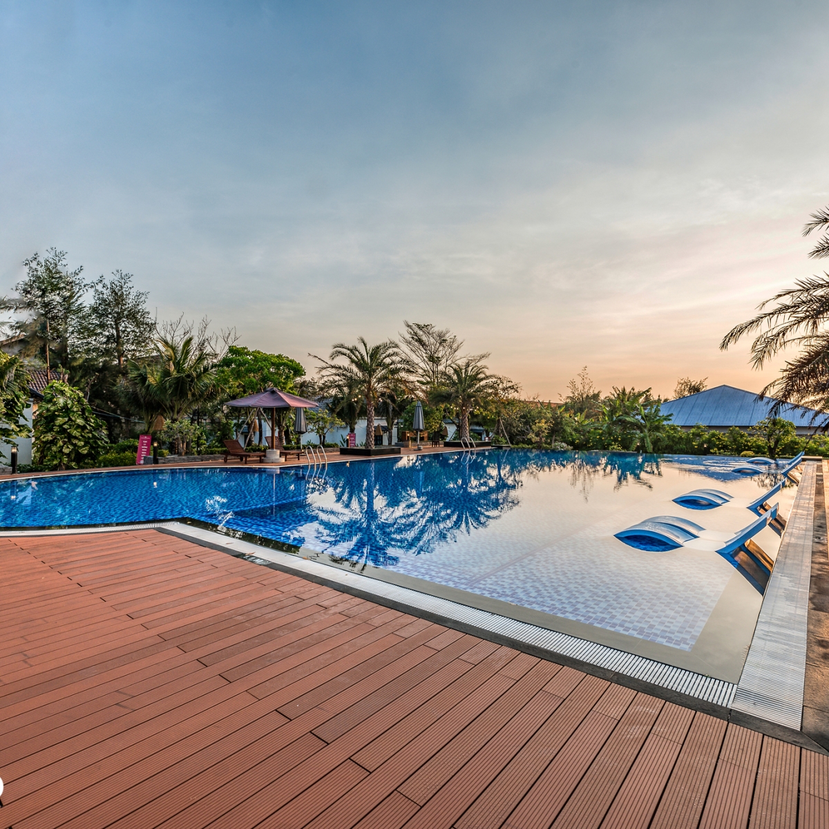 Ảnh chụp nội thất và không gian Hòn Bà Lagi Beach Resort - Lilo Studio